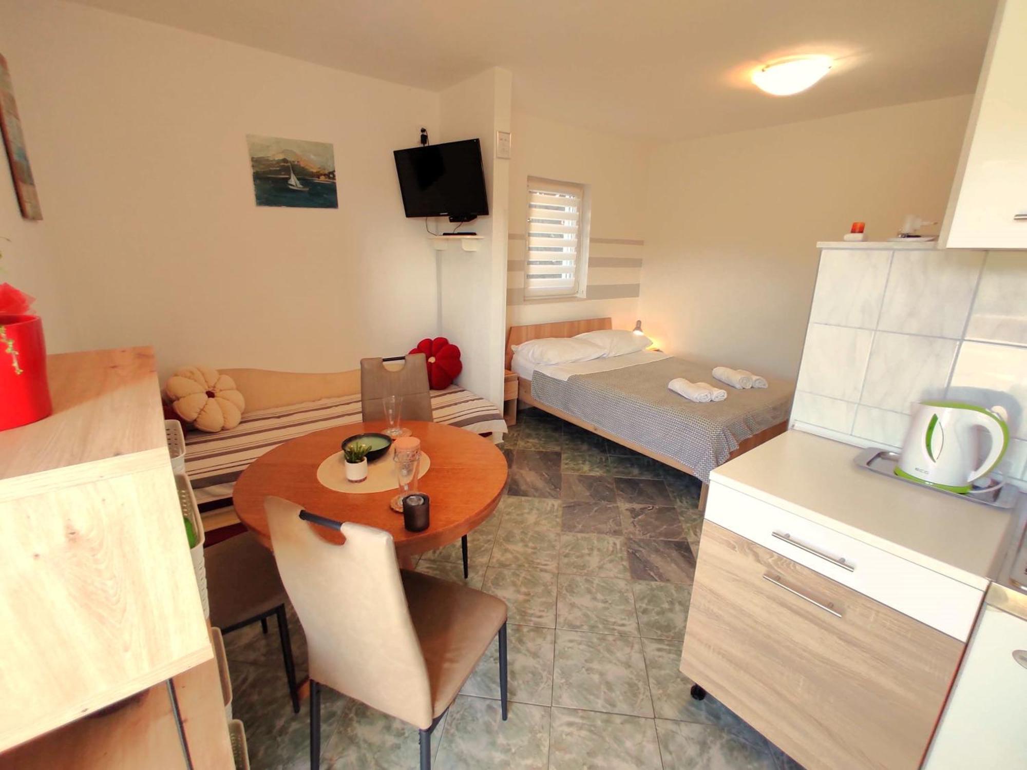 סלאטינה Apartments Boa מראה חיצוני תמונה